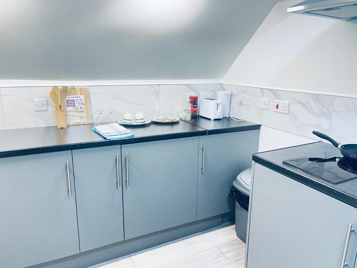 1 Bed Apartment With 2 Beds 1 Double Plus 1 Single 伯明翰 外观 照片